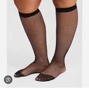 Torrid Fishnet Knee Highs NWT